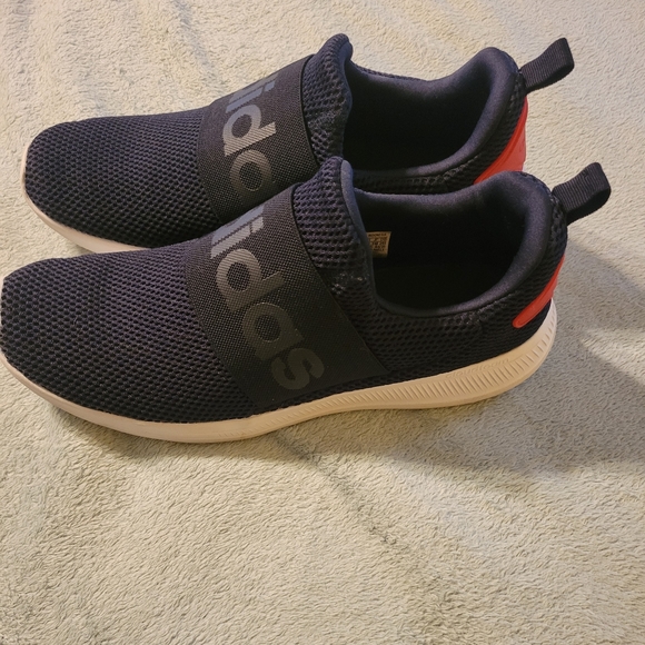 Navy blue Adidas slip on sneakers - Picture 2 of 3